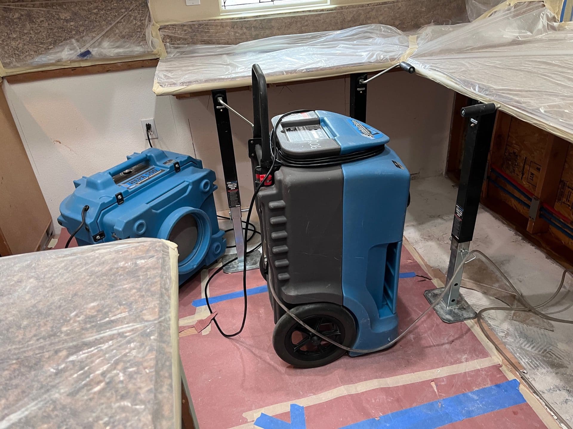 Gallery photos for Expert Water Damage Restoration in a Local Kitchen: Image #1