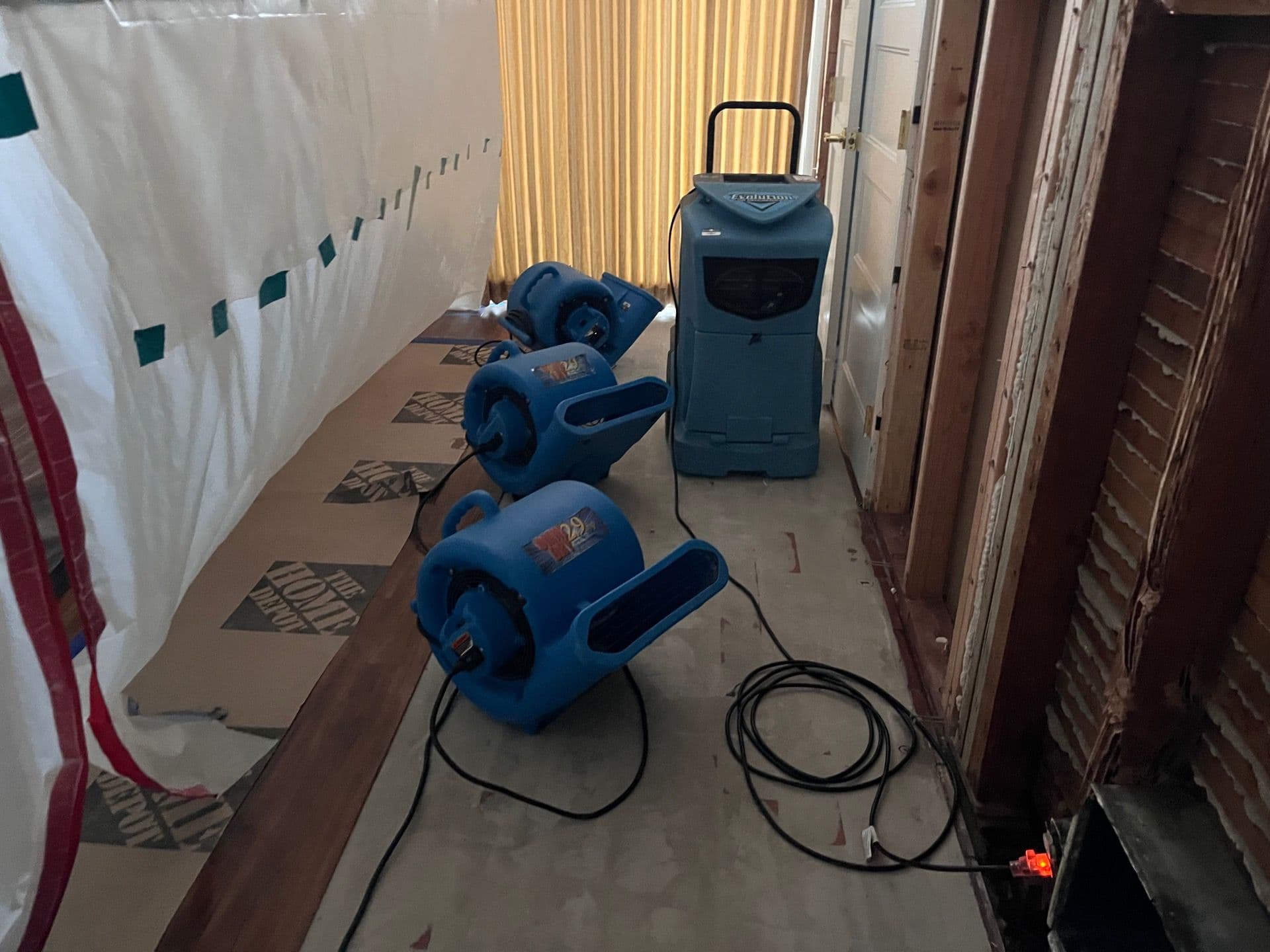 Gallery photos for Expert Mold Remediation and Water Damage Restoration in Ontario CA: Image #1